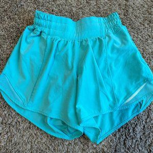 Lululemon Hotty Hot Shorts - Low Rise - Size 0 - 4"
